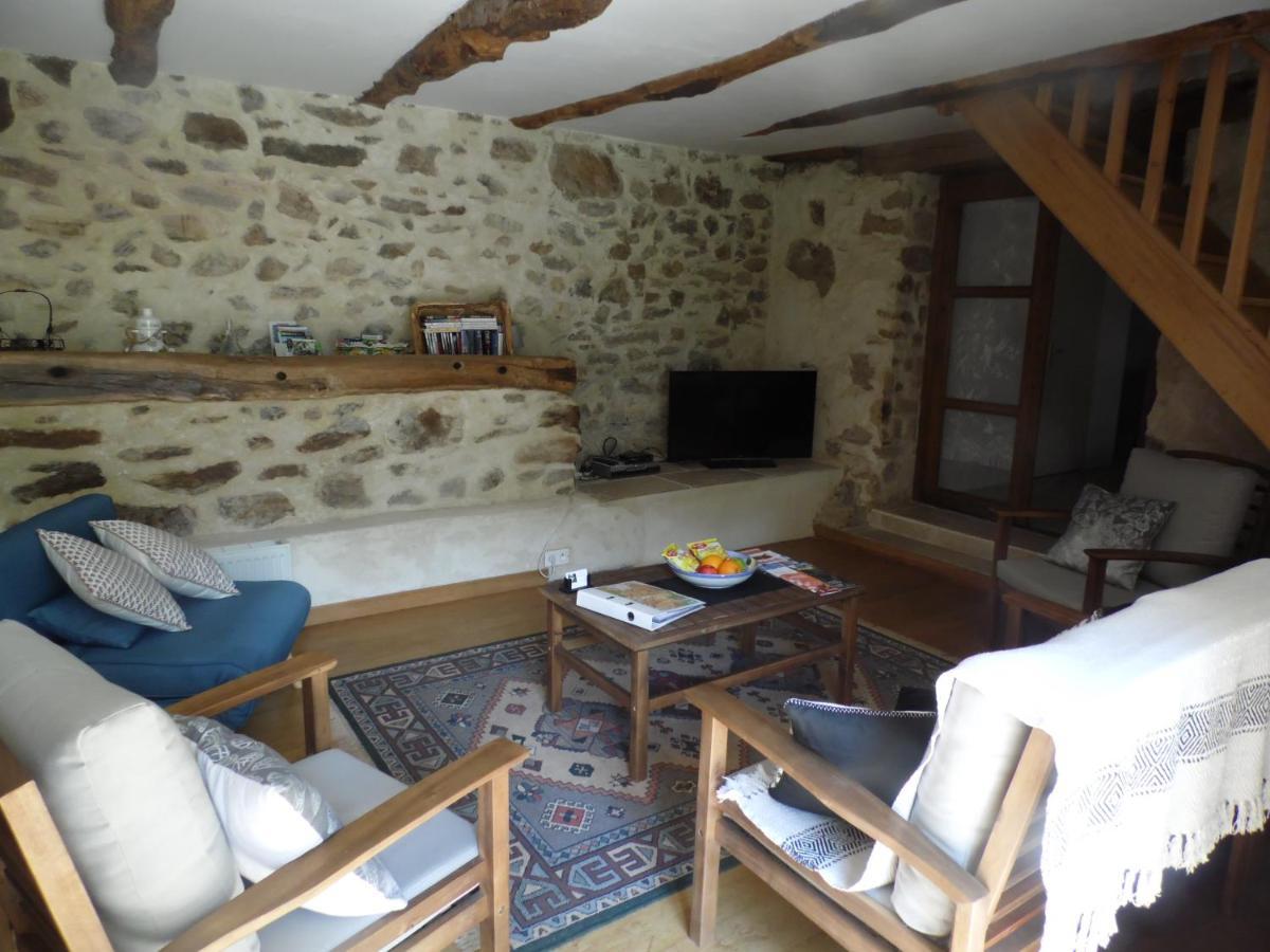 Combecave Bed and Breakfast Vabre-Tizac Exteriör bild