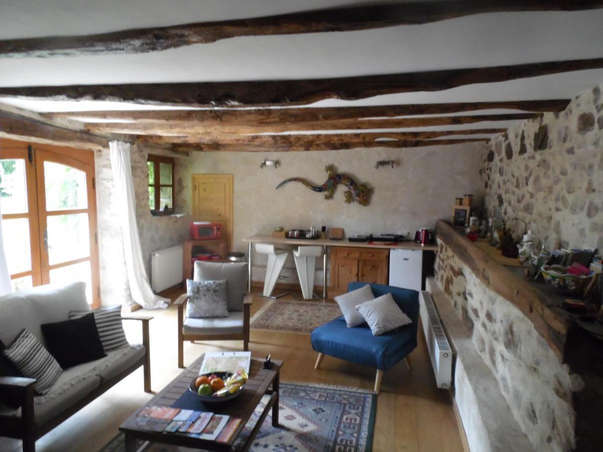 Combecave Bed and Breakfast Vabre-Tizac Exteriör bild